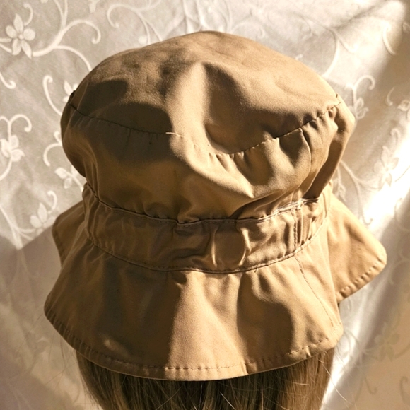 Totes Reversible Rain Bucket Hat Water Repellent Brown & Plaid - Picture 8 of 9